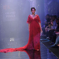 Sonam Kapoor Ahuja - IIJW 2011 Grand Finale Events Pictures